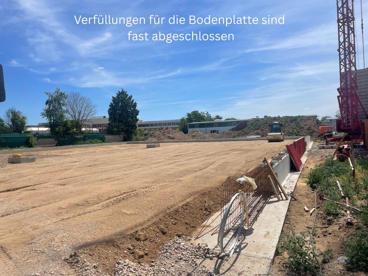 Verfüllungen für die Bodenplatte fast abgeschlossen